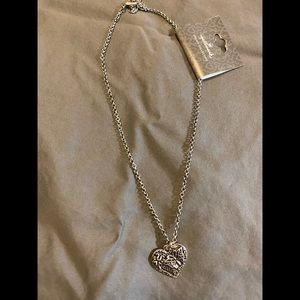 Necklace with heart pendant - new!